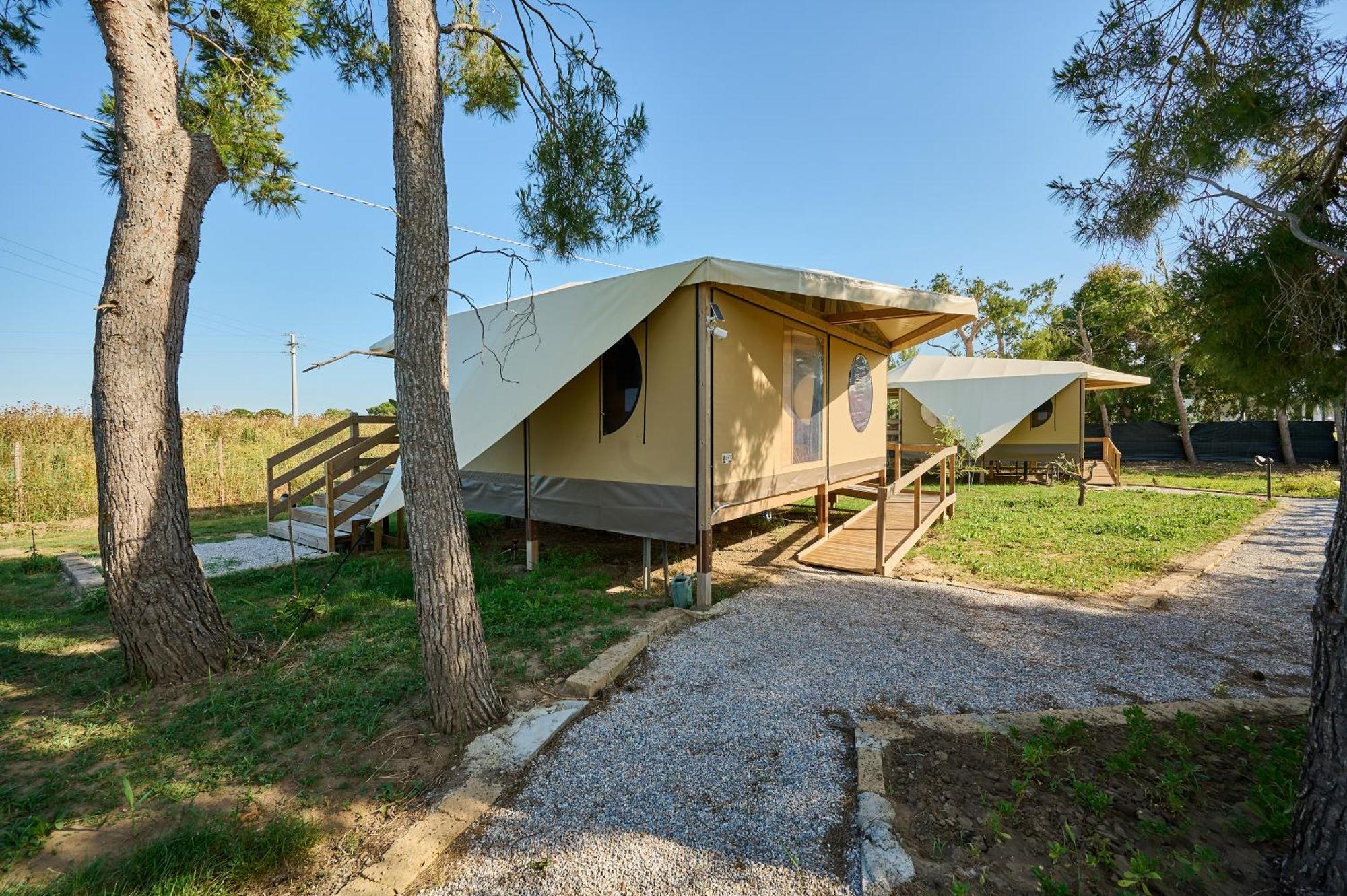 Suite Glamping Vicino Al Mare Piombino Exteriér fotografie